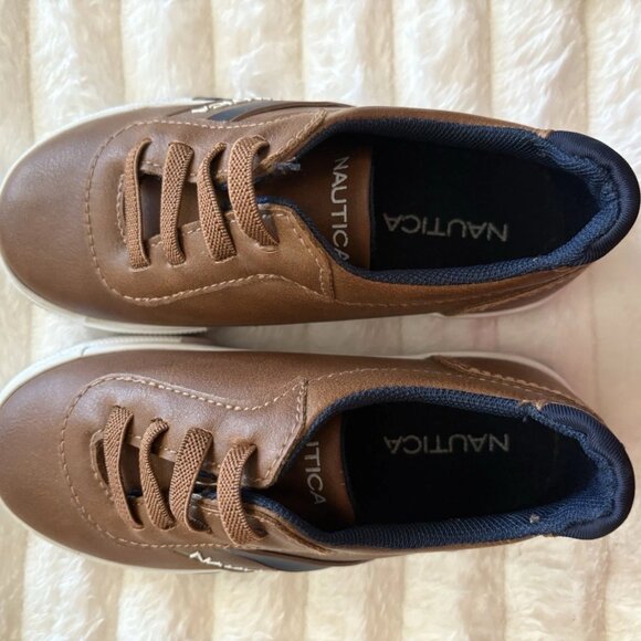 Nautica Loafer Casual Slip On Shoes Size 9 Kid's Boy Shoes - Picture 3 of 9